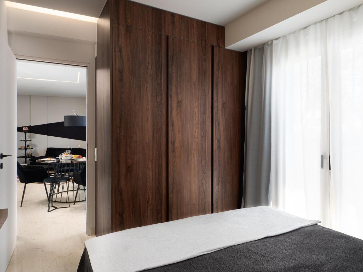 The H Experience - Stylish 2bd With Balcony In Center Apartment *